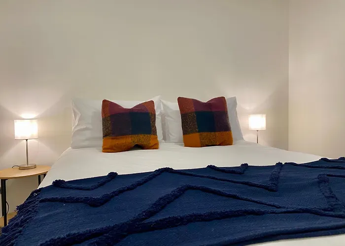 Donovan Guest House